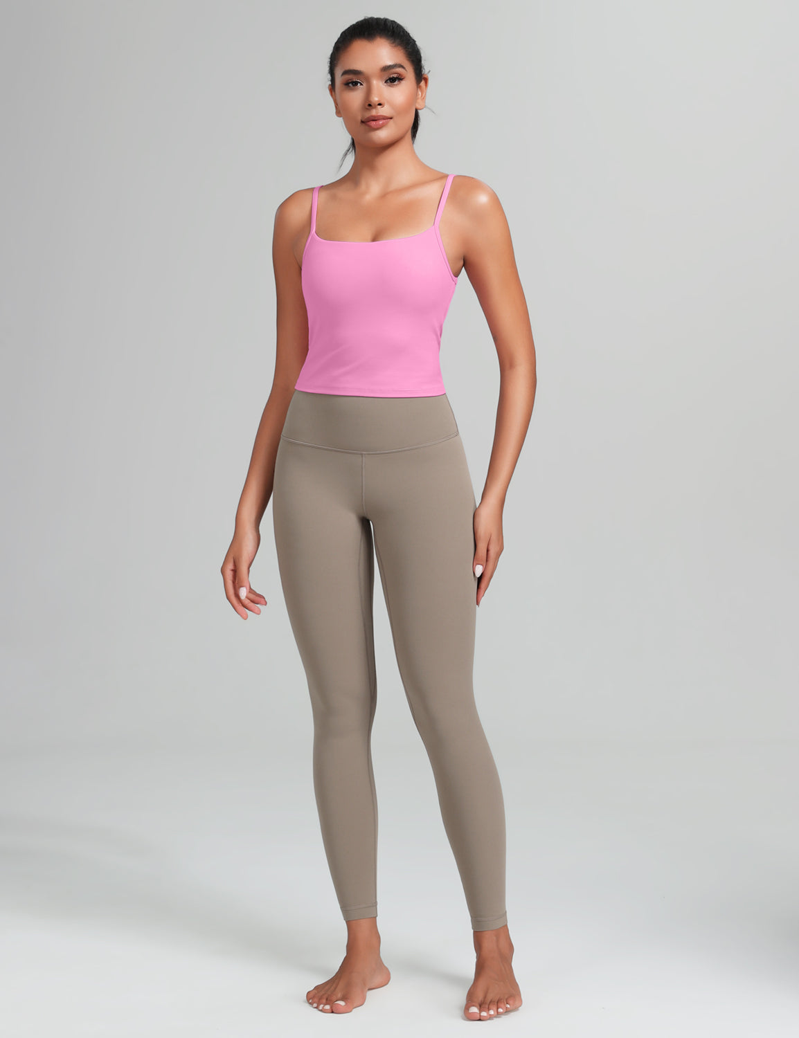 HeyNuts Cropped Cami Tank Top for Womens, Square Neck Spaghetti Strap Low Impact Yoga Longline Sports Bras Padded A-C Cups