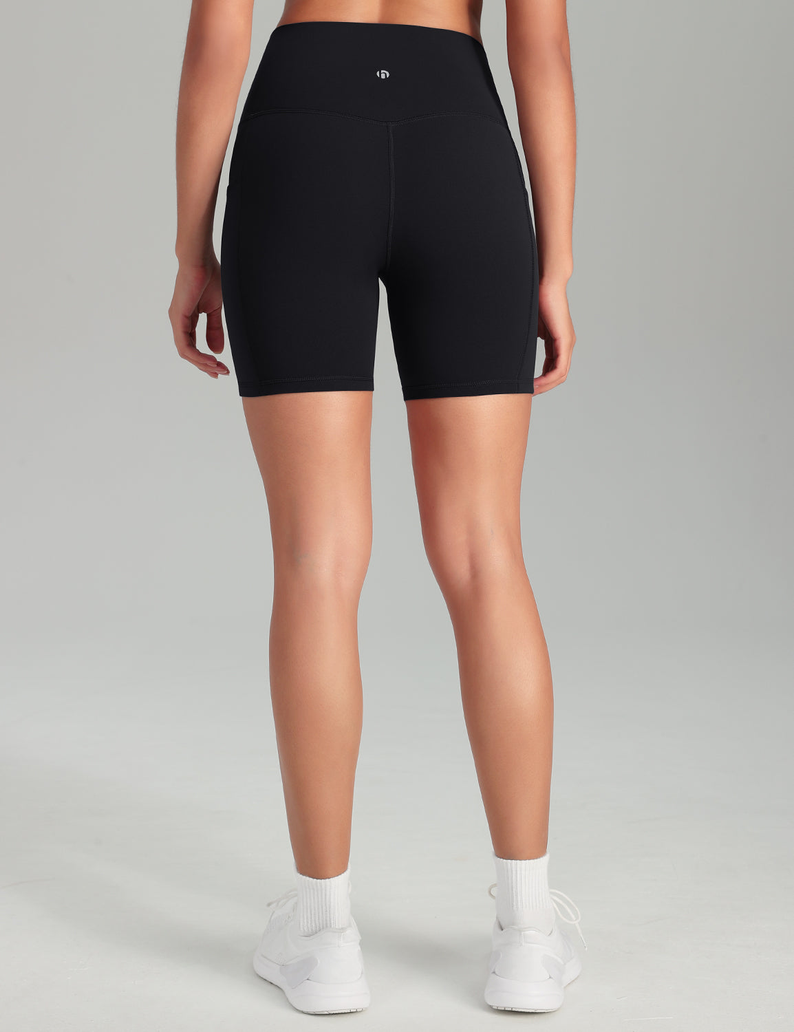HeyNuts Workout Pro Biker Shorts with Side Pockets for Women, High Waisted Compression Yoga Shorts 6''