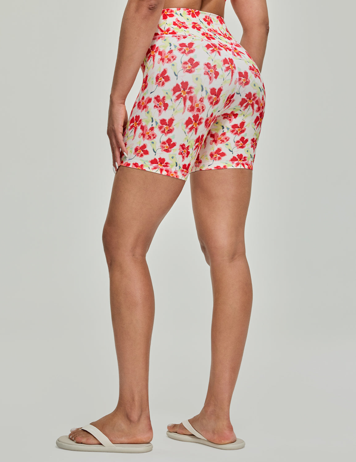 Bold V-Dip Back No Front Seam Biker Shorts 6''