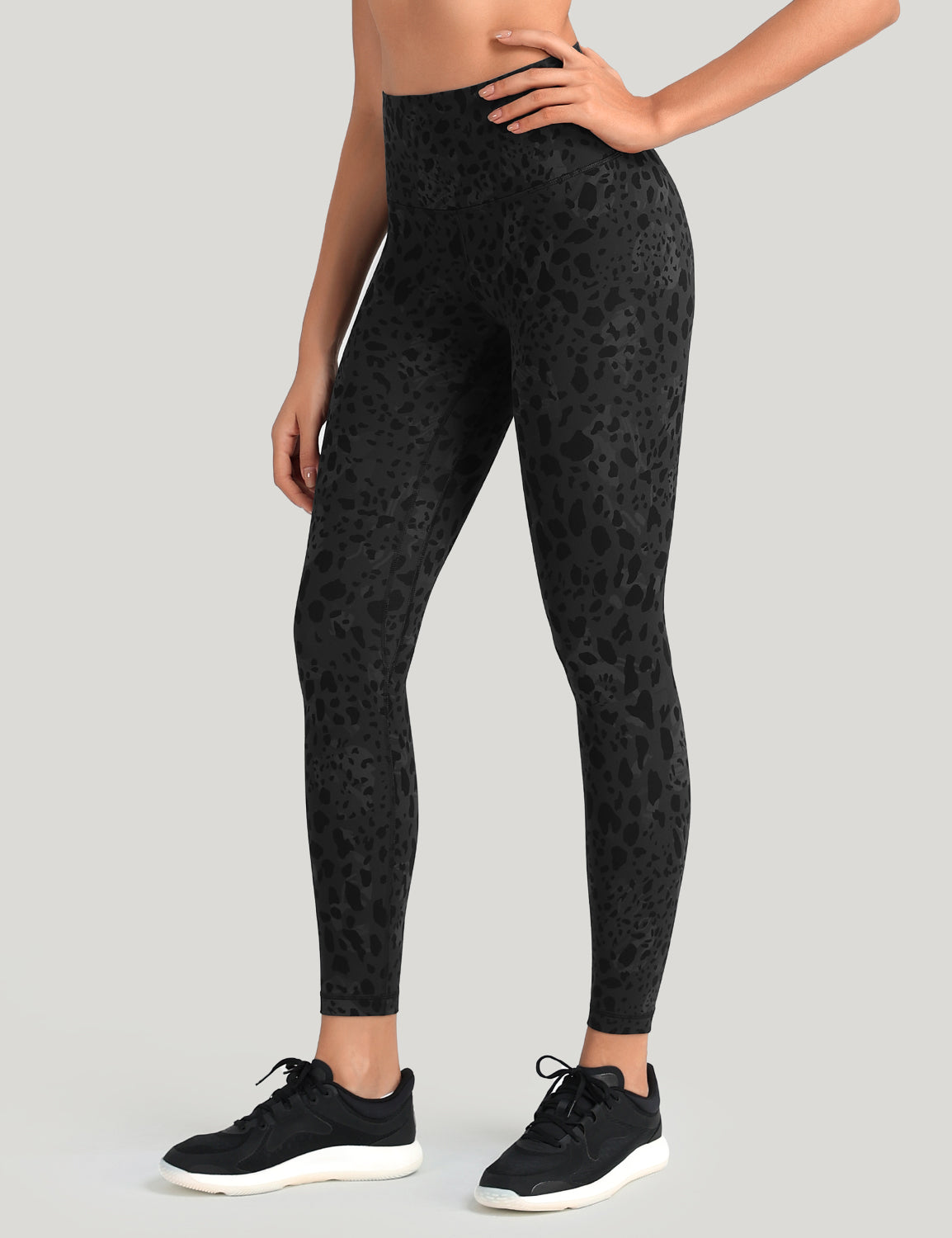 HeyNuts Workout Pro Leggings, 7/8 High Waisted Compression Gym Tummy Control Athletic Yoga Pants 25"
