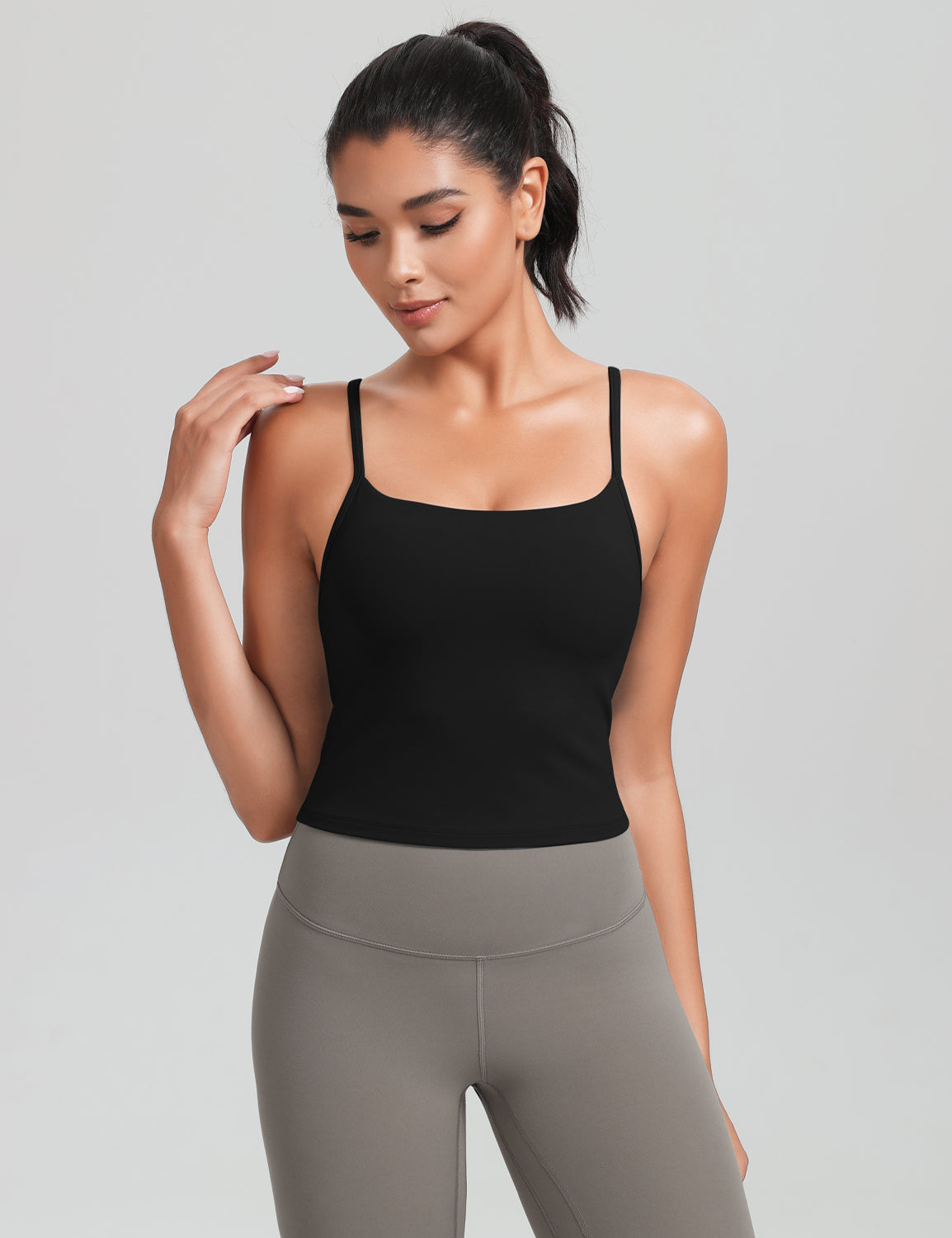 HeyNuts Cropped Cami Tank Top for Womens, Square Neck Spaghetti Strap Low Impact Yoga Longline Sports Bras Padded A-C Cups