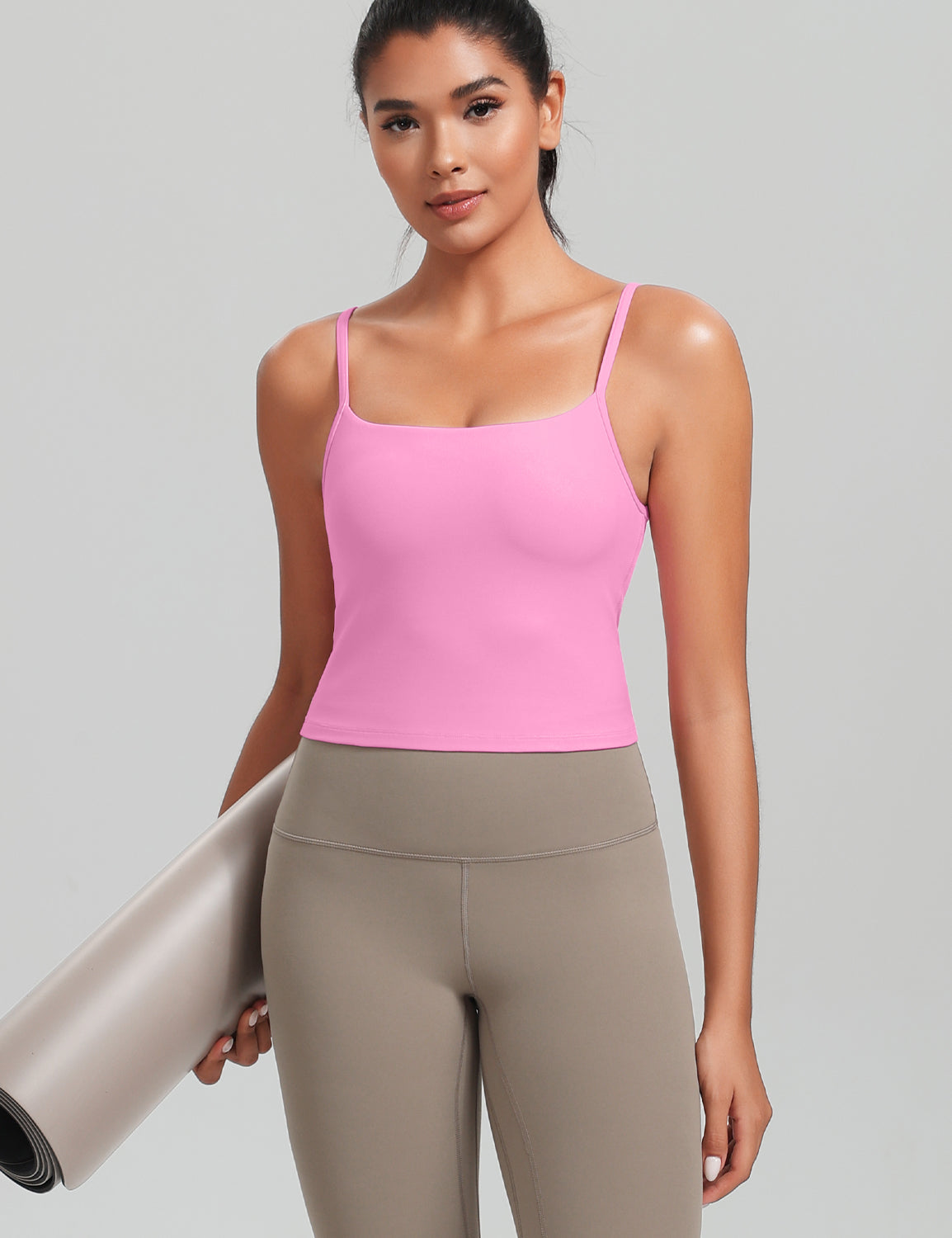 HeyNuts Cropped Cami Tank Top for Womens, Square Neck Spaghetti Strap Low Impact Yoga Longline Sports Bras Padded A-C Cups