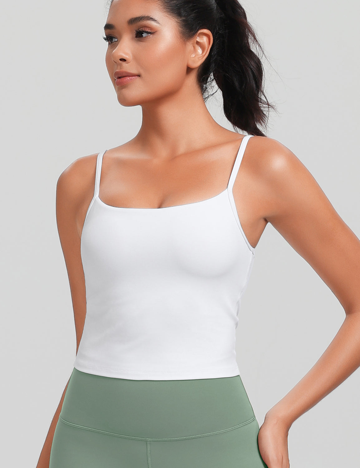 HeyNuts Cropped Cami Tank Top for Womens, Square Neck Spaghetti Strap Low Impact Yoga Longline Sports Bras Padded A-C Cups