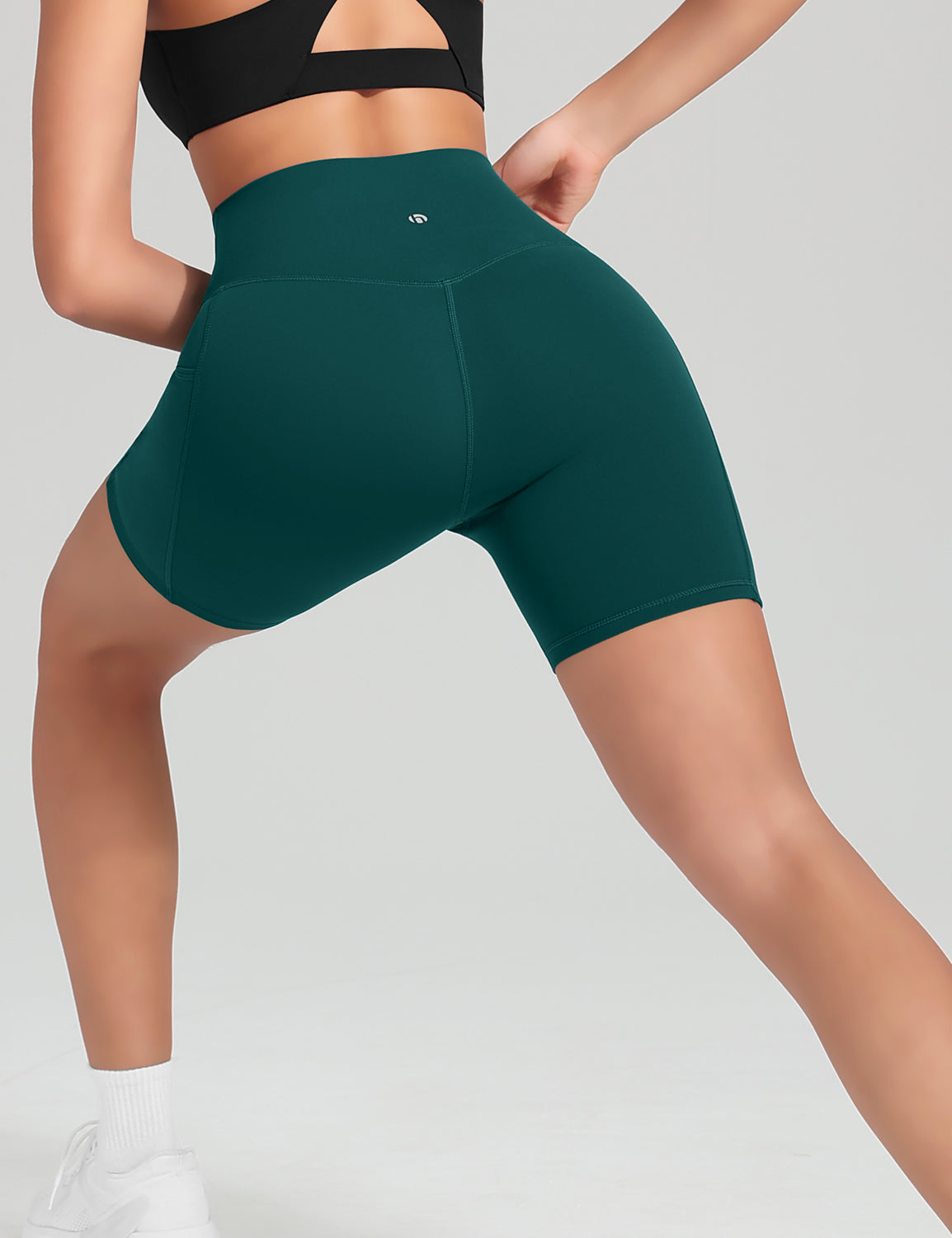 HeyNuts Workout Pro Biker Shorts with Side Pockets for Women, High Waisted Compression Yoga Shorts 6''