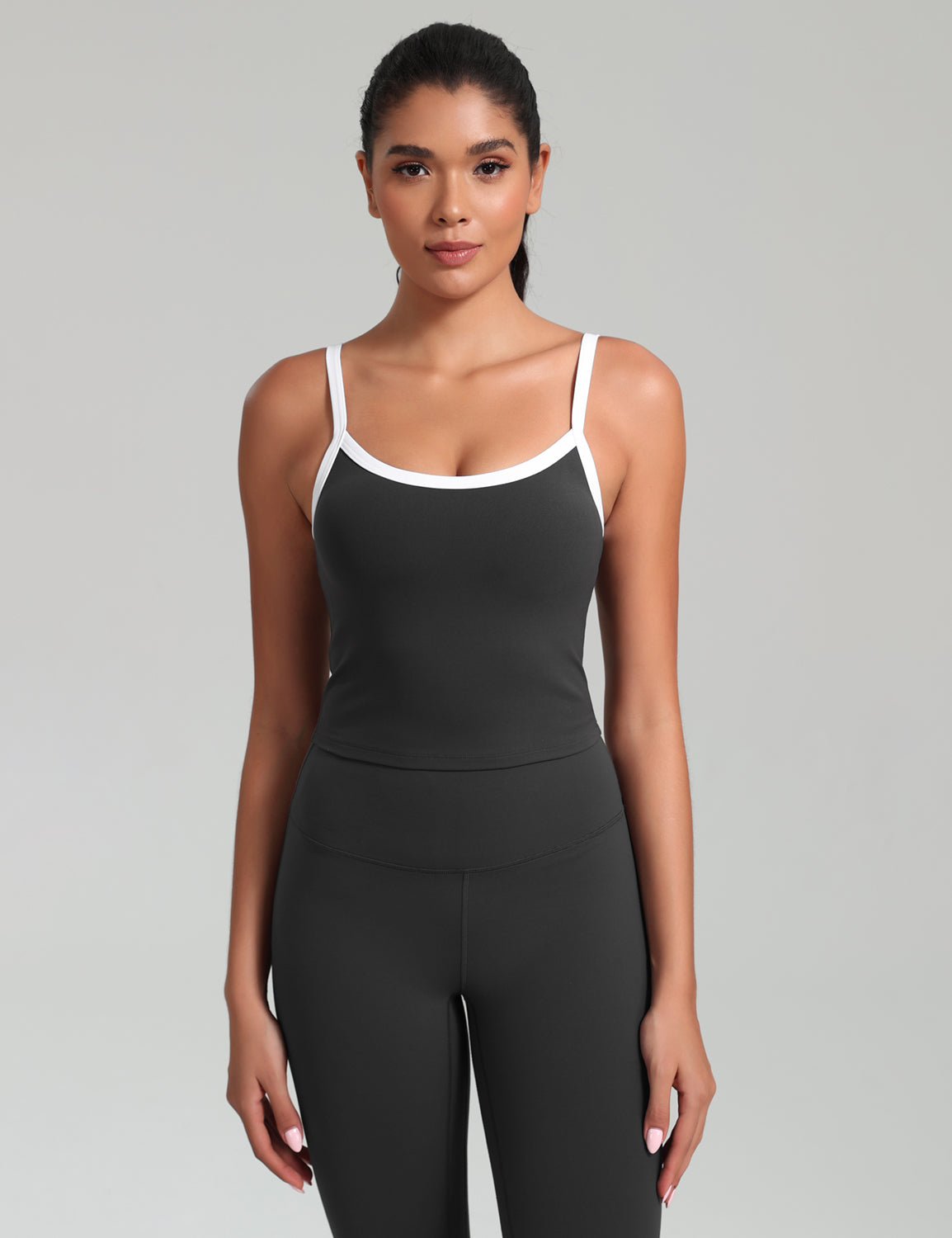 HeyNuts Vintage Color-Block Strappy Tank Top for Womens, Cute Contrasting Trim Yoga Longline Sports Bras Padded A-D Cups