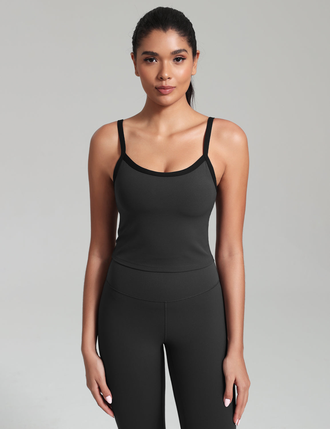 HeyNuts Vintage Color-Block Strappy Tank Top for Womens, Cute Contrasting Trim Yoga Longline Sports Bras Padded A-D Cups