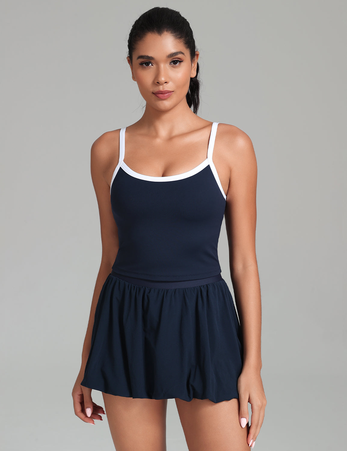 HeyNuts Vintage Color-Block Strappy Tank Top for Womens, Cute Contrasting Trim Yoga Longline Sports Bras Padded A-D Cups