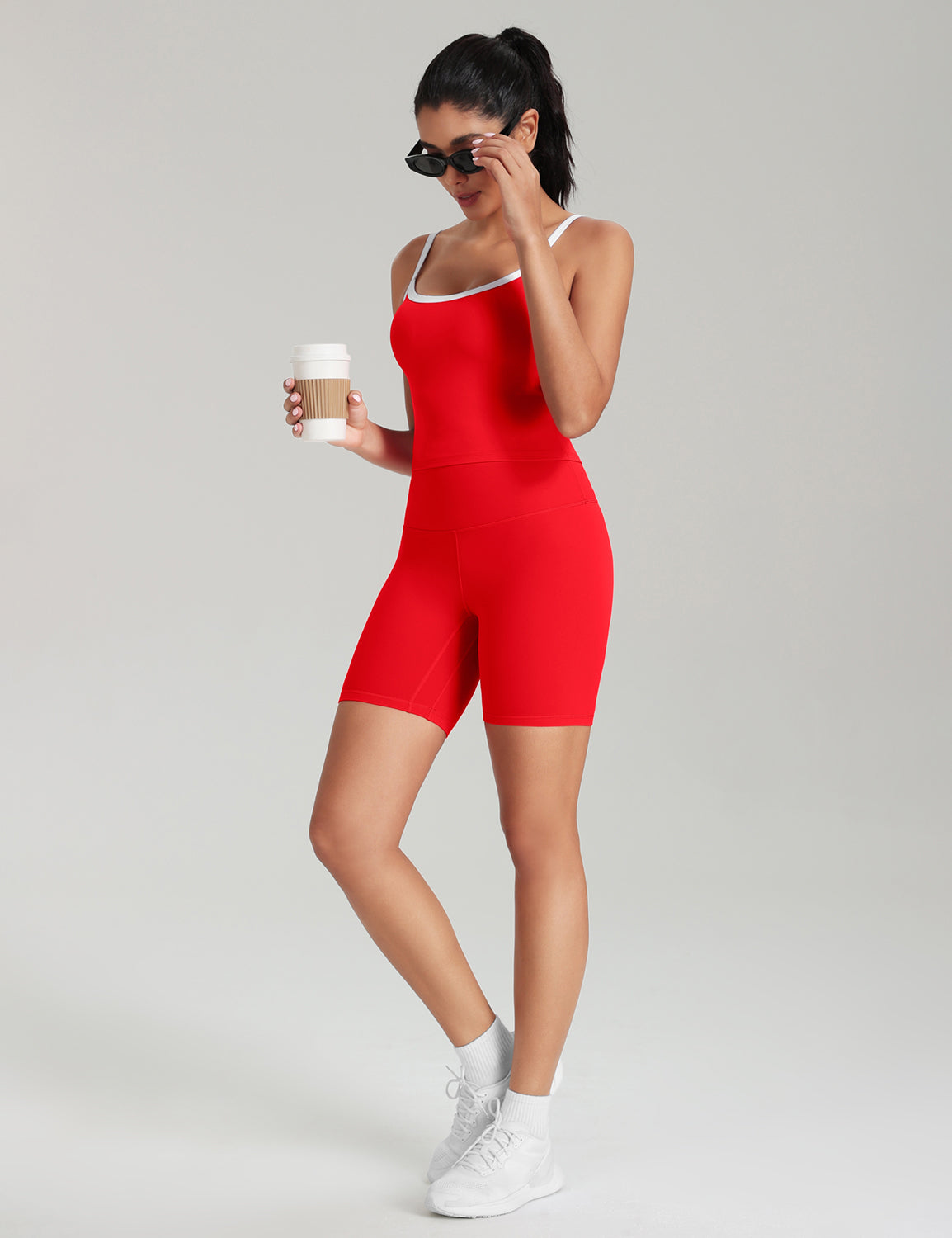 HeyNuts Vintage Color-Block Strappy Tank Top for Womens, Cute Contrasting Trim Yoga Longline Sports Bras Padded A-D Cups