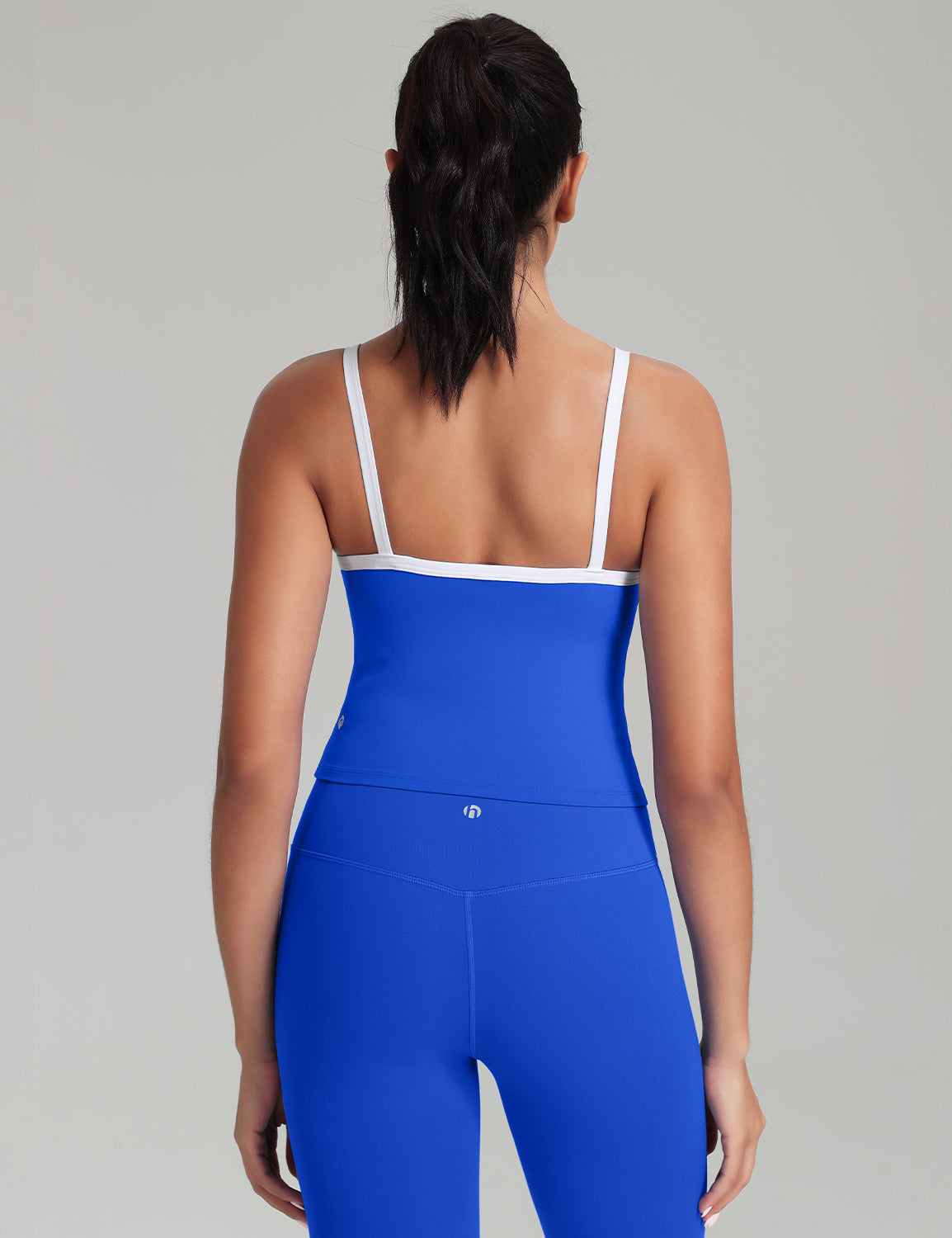 HeyNuts Vintage Color-Block Strappy Tank Top for Womens, Cute Contrasting Trim Yoga Longline Sports Bras Padded A-D Cups