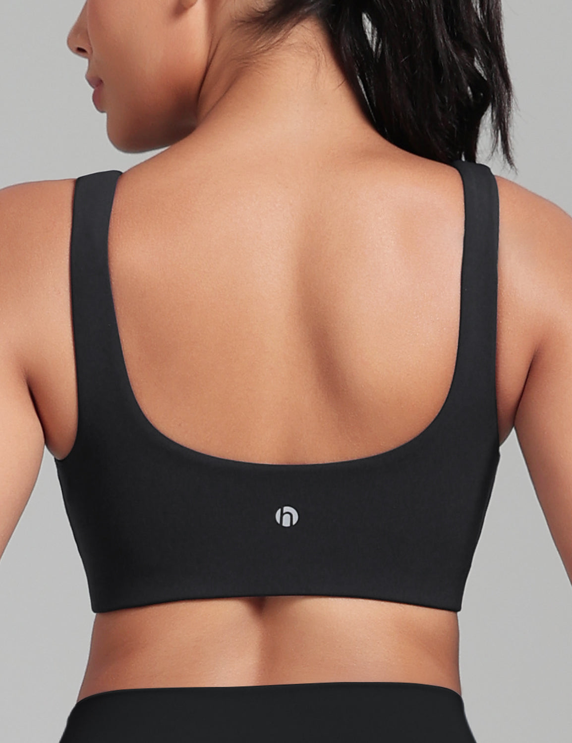 HeyNuts Womens U Back Sports Bra, Scoop Neck Low Impact Workout Yoga Tops Padded with Built in Bras A-D Cups