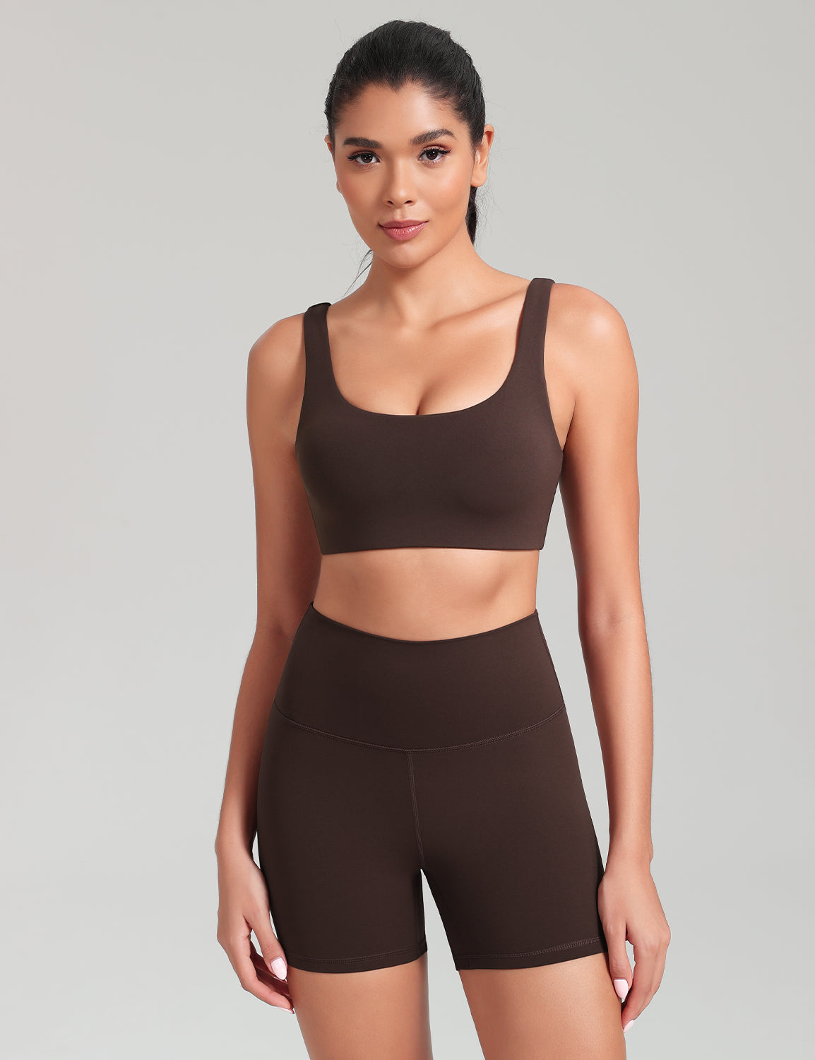 HeyNuts Womens U Back Sports Bra, Scoop Neck Low Impact Workout Yoga Tops Padded with Built in Bras A-D Cups