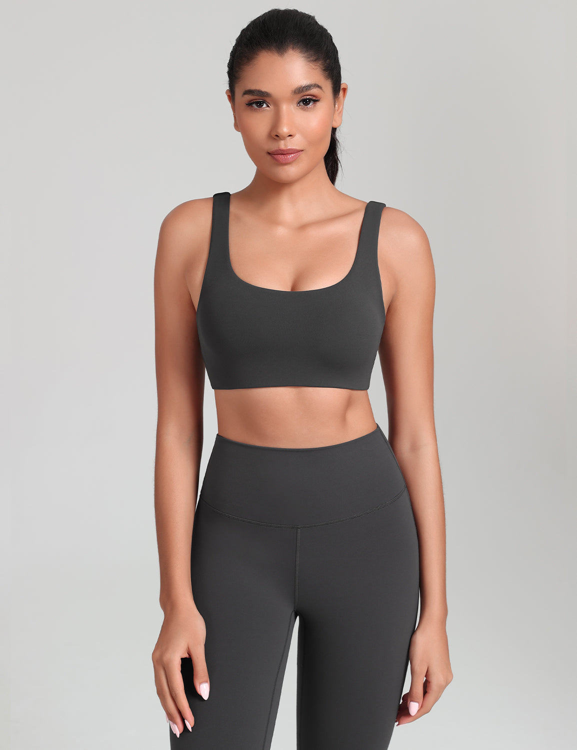 HeyNuts Womens U Back Sports Bra, Scoop Neck Low Impact Workout Yoga Tops Padded with Built in Bras A-D Cups
