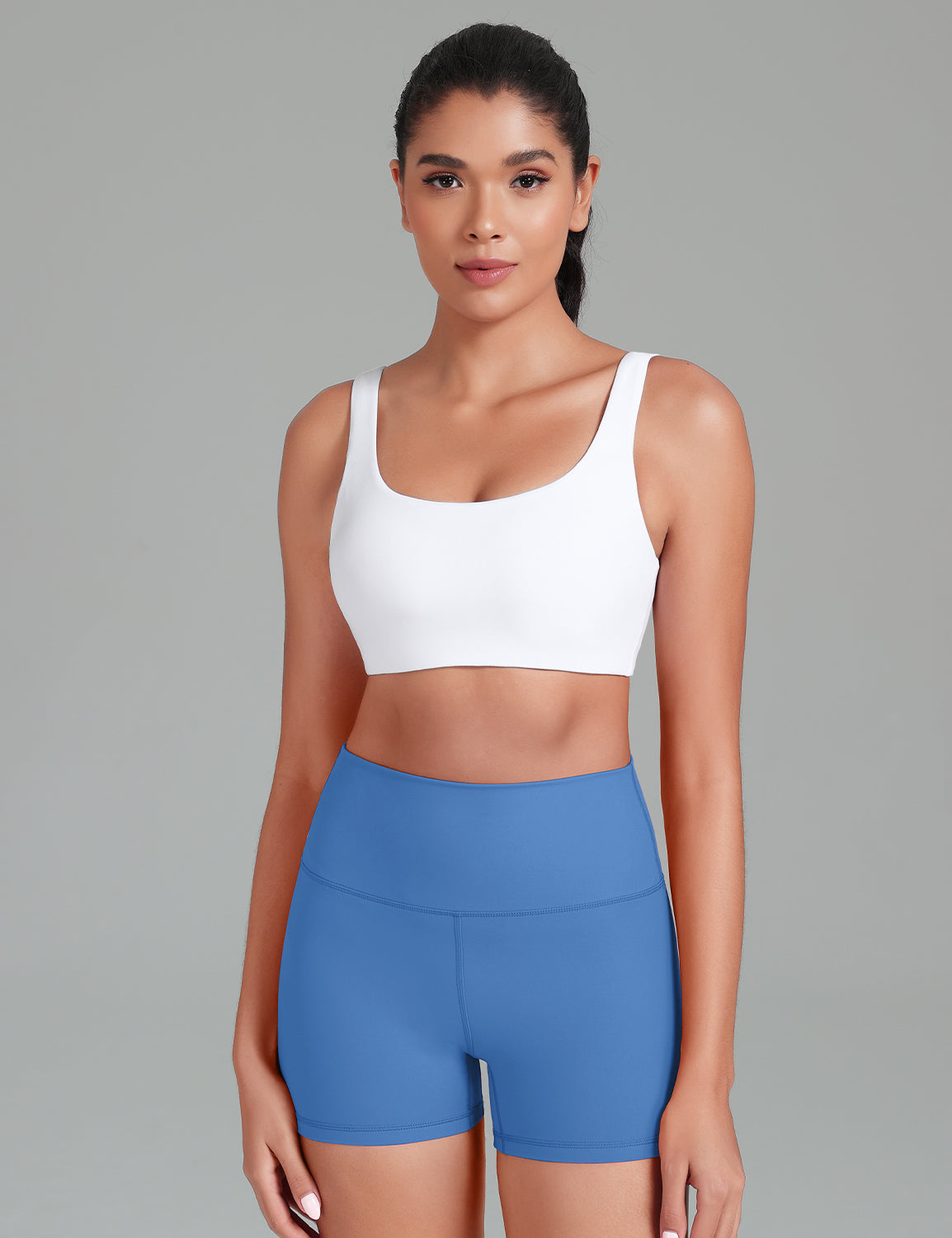 HeyNuts Womens U Back Sports Bra, Scoop Neck Low Impact Workout Yoga Tops Padded with Built in Bras A-D Cups