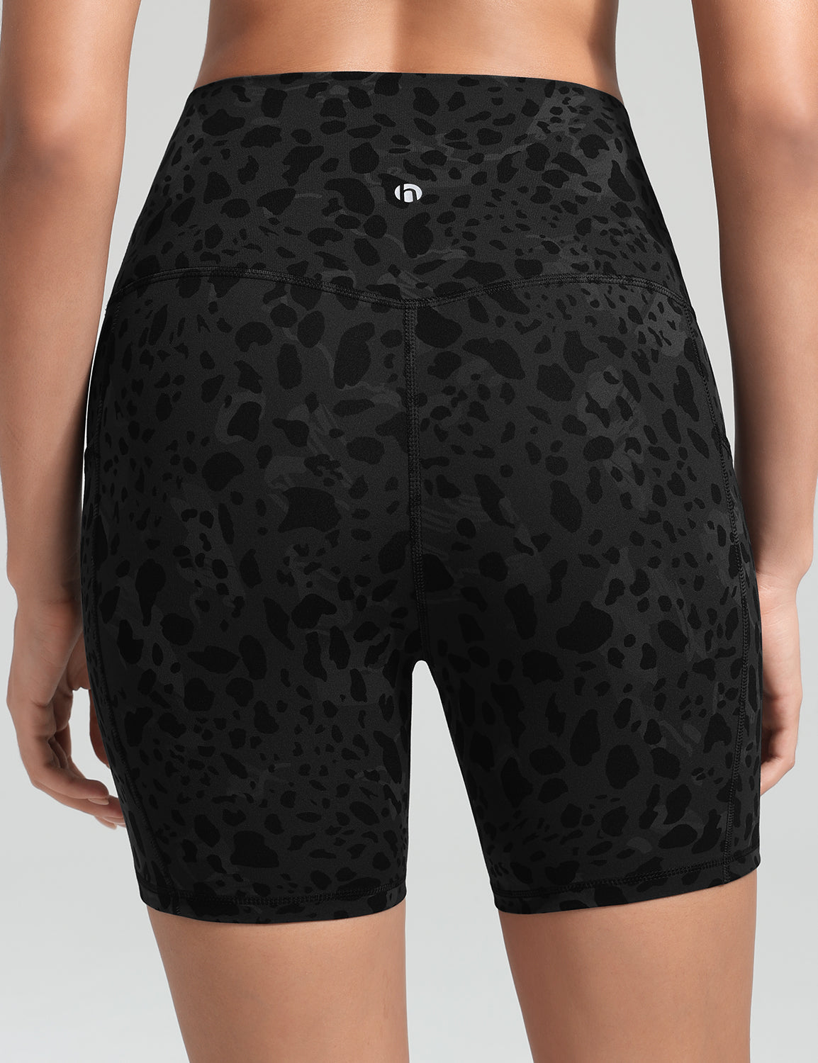 HeyNuts Workout Pro Biker Shorts with Side Pockets for Women, High Waisted Compression Yoga Shorts 6''