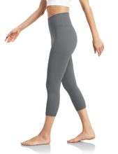 Load image into Gallery viewer, Capris Leggings Titanium
