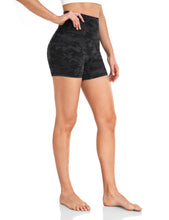 Load image into Gallery viewer, HeyNuts Essential Yoga Shorts 4&#39;&#39; Biker Shorts
